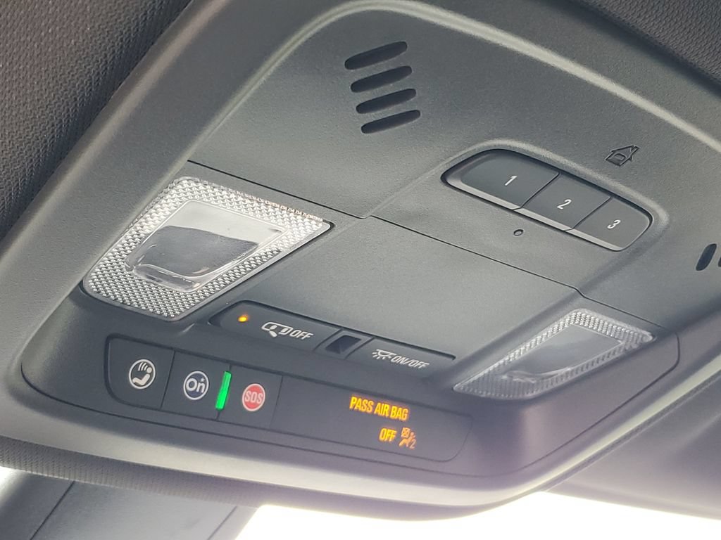 Certified 2023 Chevrolet Traverse LT FWD image 22