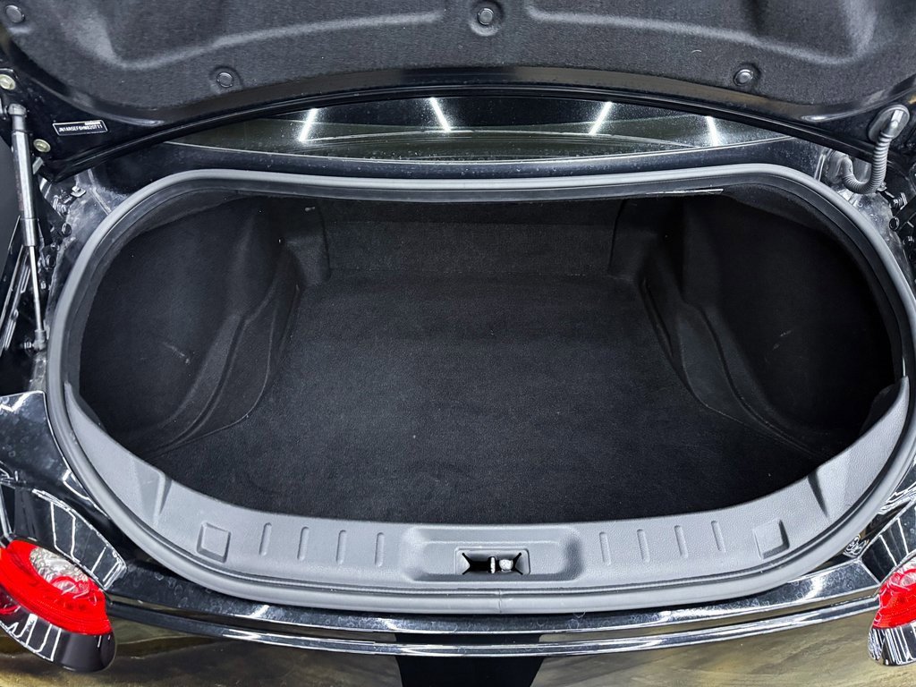 Used 2017 Nissan GT-R Premium image 27