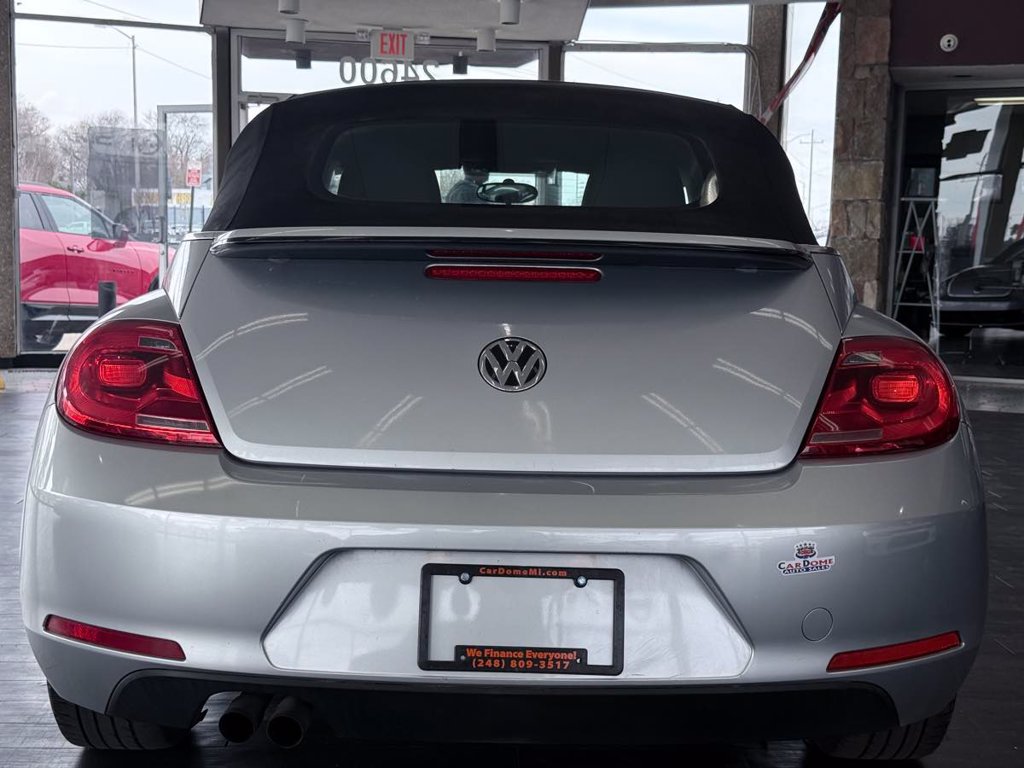 Used 2015 Volkswagen Beetle 1.8T FWD image 9
