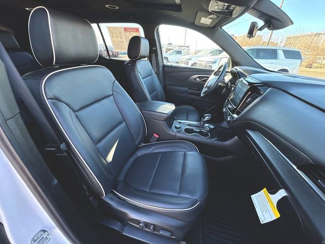 Used 2023 Chevrolet Traverse Premier w/ Redline Edition image 29