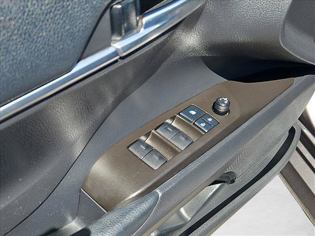 Used 2021 Toyota Camry LE w/ Carpet Mat Package (TMS) FWD image 12
