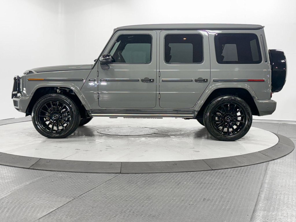 Used 2023 Mercedes-Benz G 550 image 4