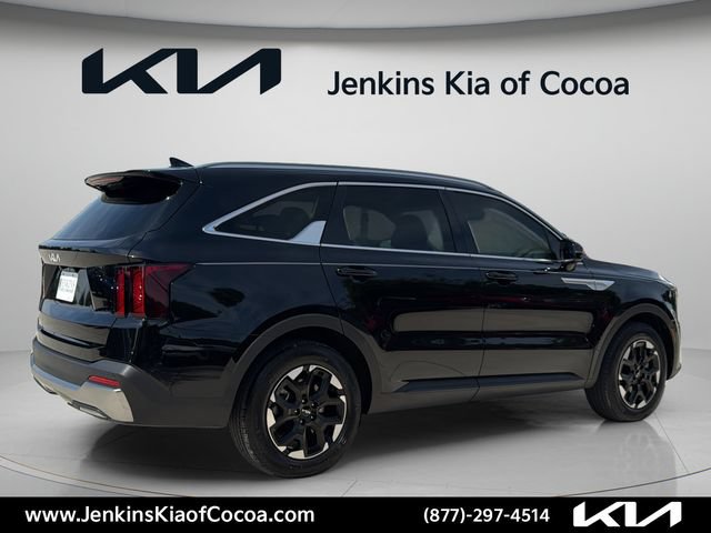 Certified 2026 Kia Sorento S w/ S Panoramic Sunroof Package FWD image 4