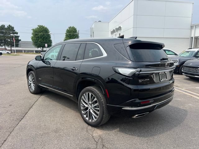 Used 2025 Buick Enclave Avenir w/ LPO, Floor Liner Package AWD/4WD image 8