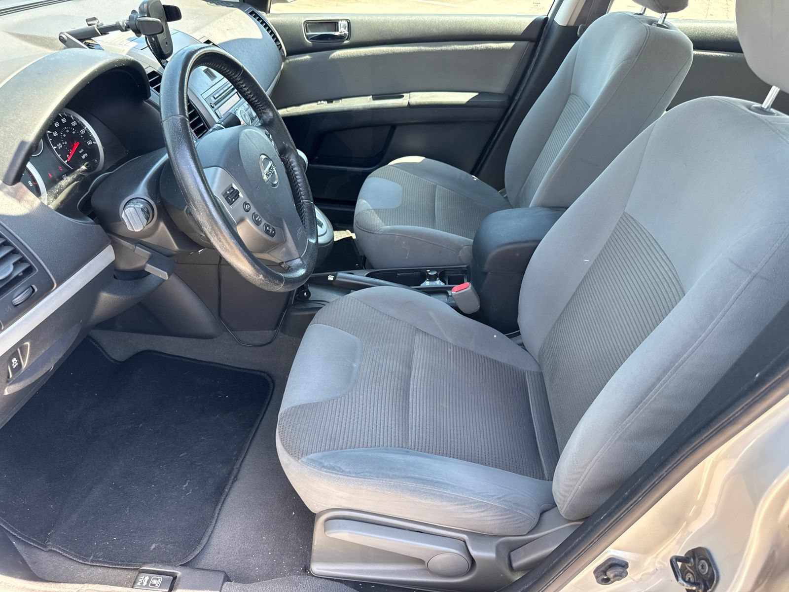 Used 2012 Nissan Sentra 2.0 SR w/ Convenience Pkg FWD image 15