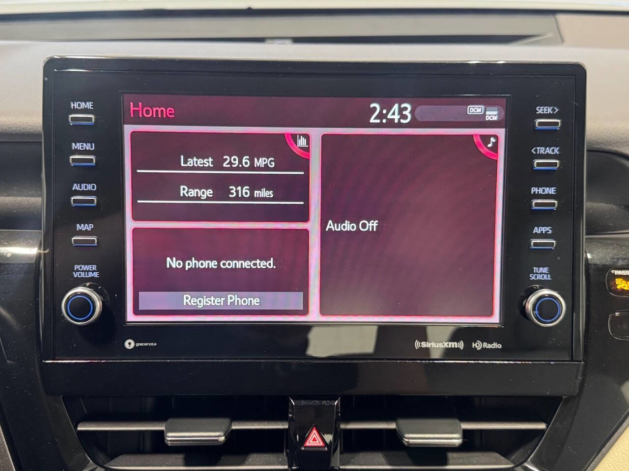 Used 2022 Toyota Camry XLE image 34