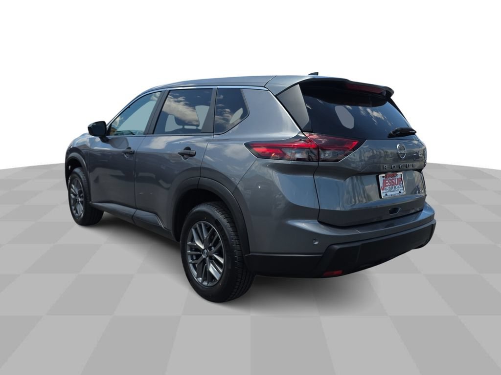 Used 2024 Nissan Rogue S FWD image 6