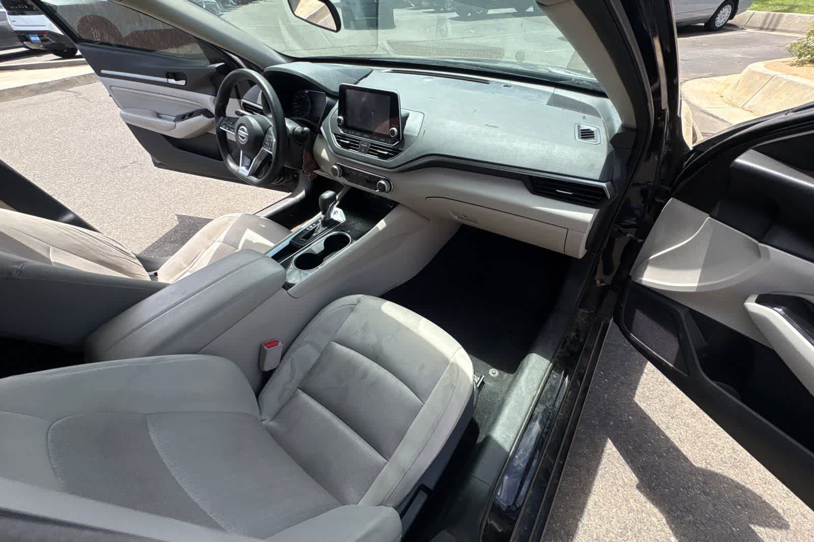Used 2021 Nissan Altima 2.5 SV FWD image 17