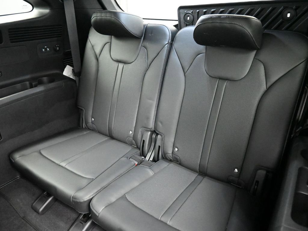 Certified 2025 Kia Sorento SX Prestige image 21