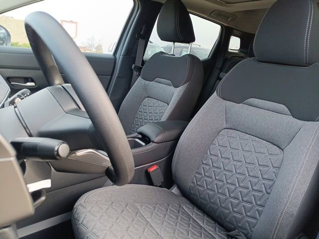 New 2026 Nissan Kicks SV w/ SV Premium Package image 12