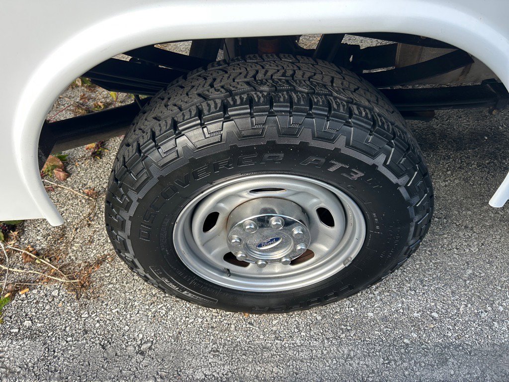 Used 2019 Ford F350 XL w/ Power Equipment Group image 30