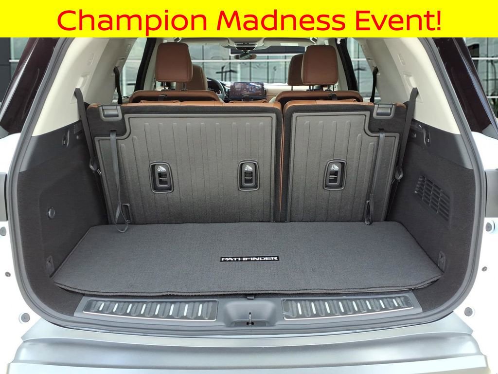 New 2026 Nissan Pathfinder Platinum w/ Lighting Package image 11