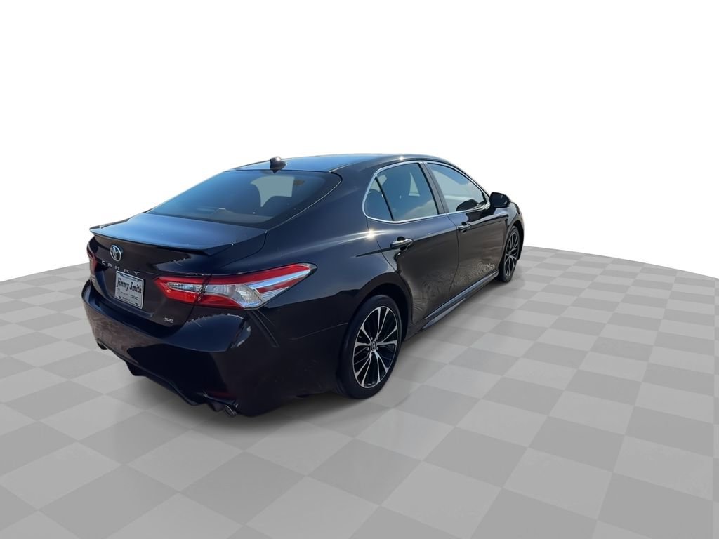 Used 2020 Toyota Camry SE image 8