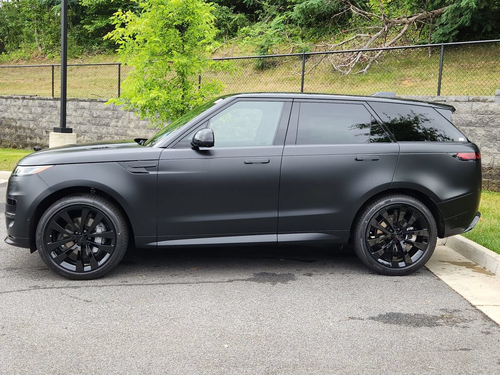 New 2026 Land Rover Range Rover Sport Dynamic SE AWD/4WD image 6