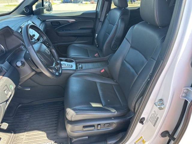 Used 2023 Honda Passport EX-L image 10