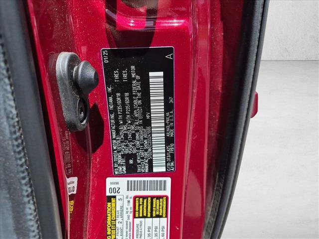Used 2025 Toyota Sienna Limited FWD image 10