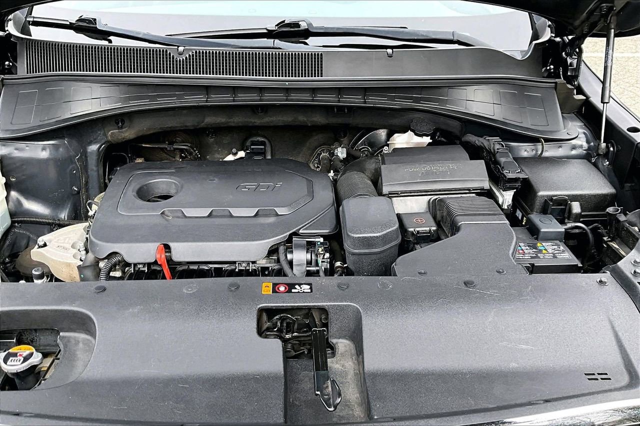 Used 2020 Kia Sorento LX image 35