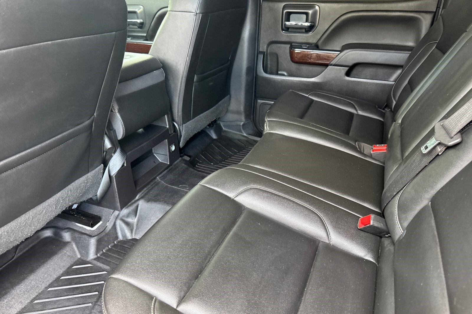 Used 2018 GMC Sierra 1500 SLT w/ SLT Premium Package RWD image 27