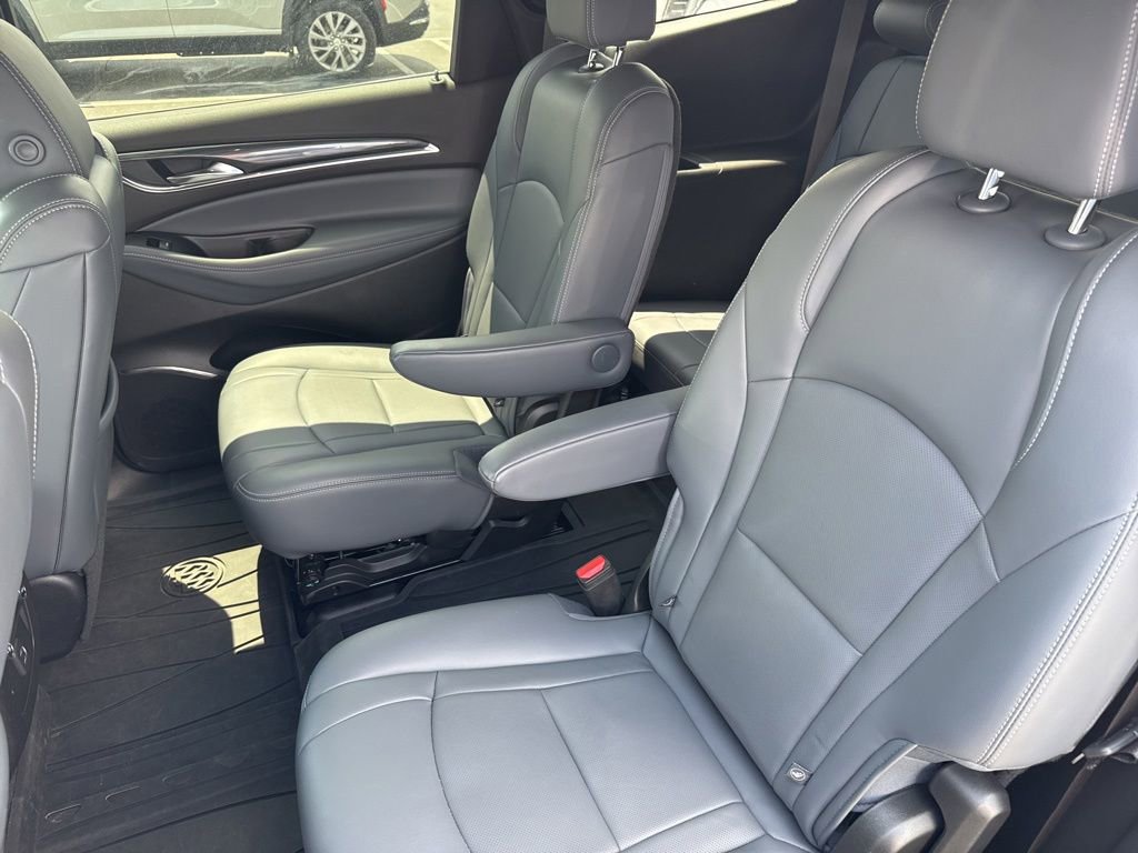 Used 2023 Buick Enclave Essence w/ Sport Touring Edition AWD/4WD image 35