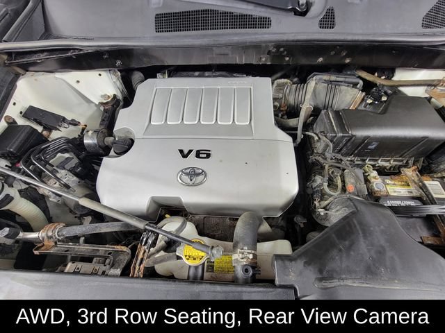 Used 2013 Toyota Highlander Plus AWD/4WD image 34