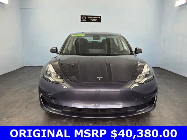 Used 2023 Tesla Model 3 Standard Range image 2