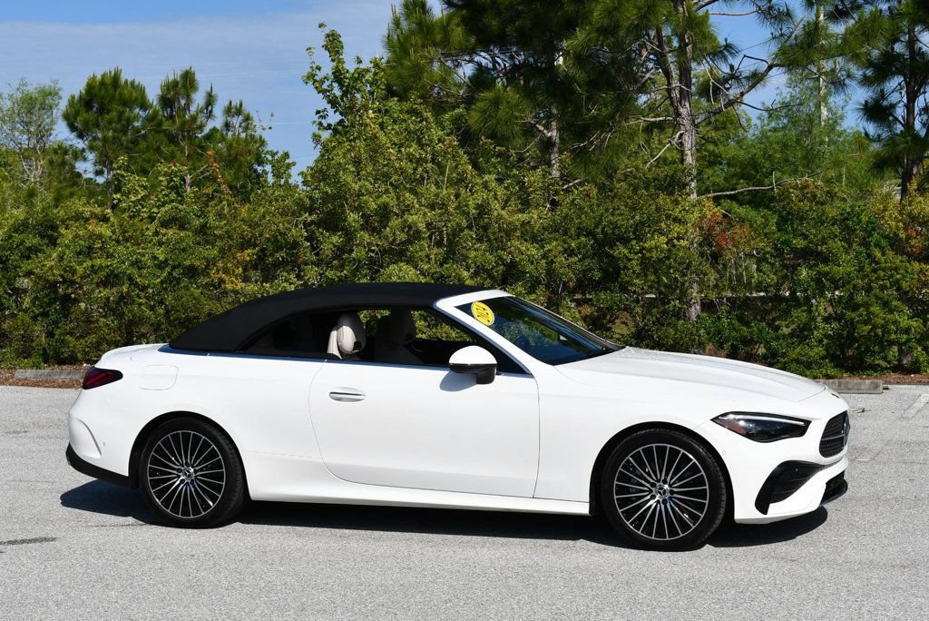 Used 2024 Mercedes-Benz CLE 450 4MATIC Cabriolet image 50