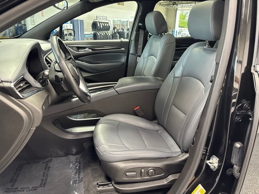 Used 2023 Buick Enclave Essence w/ Experience Buick Package AWD/4WD image 10