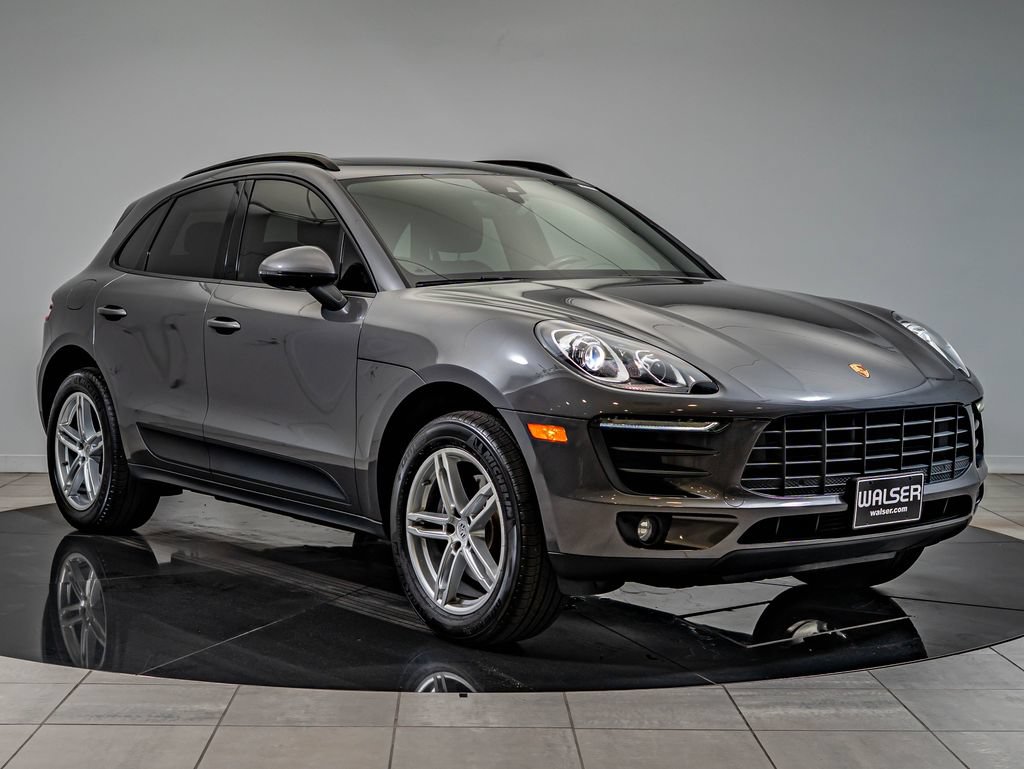 Used 2018 Porsche Macan AWD/4WD image 9