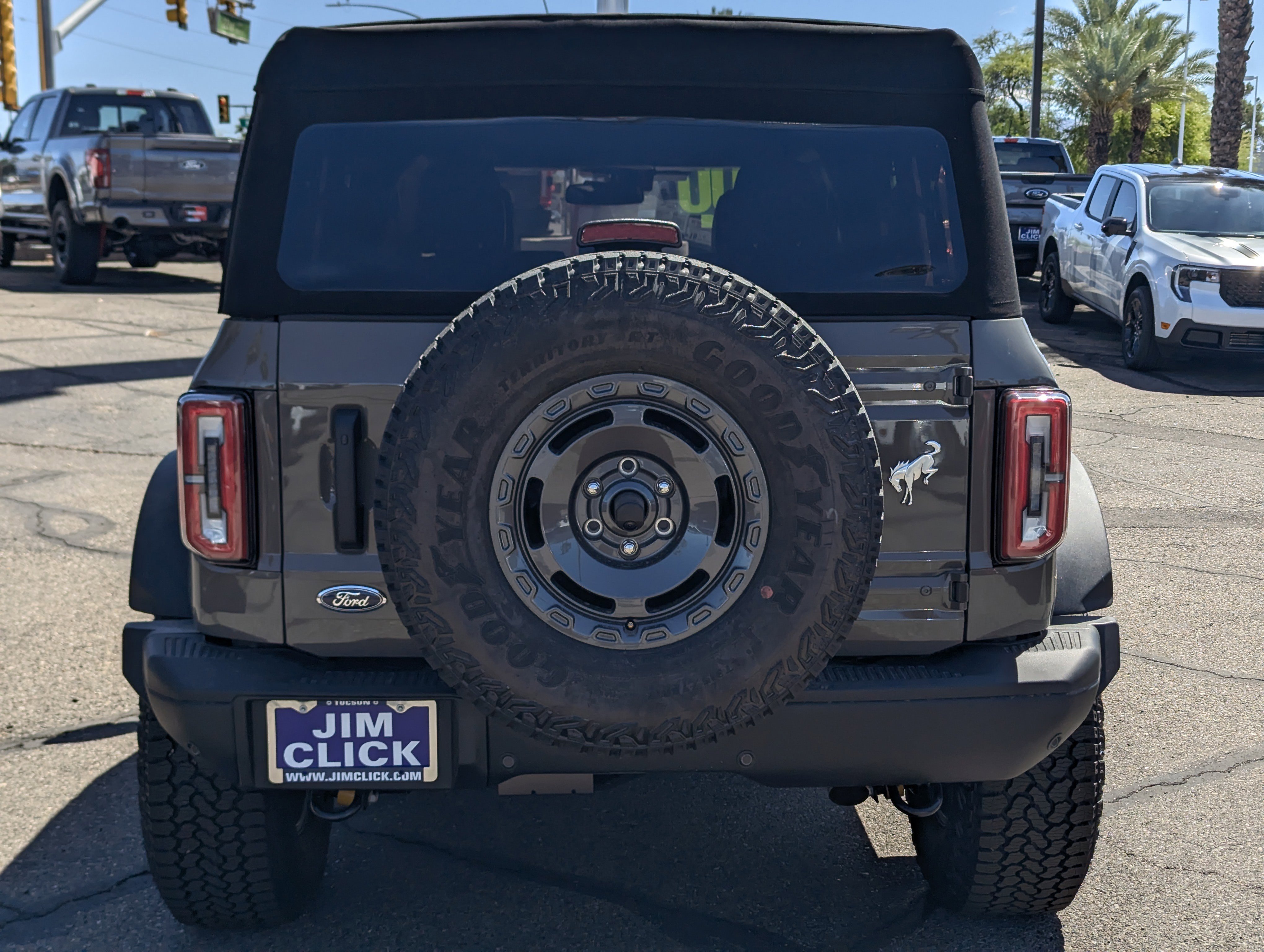 New 2025 Ford Bronco Badlands w/ Sasquatch Package image 3