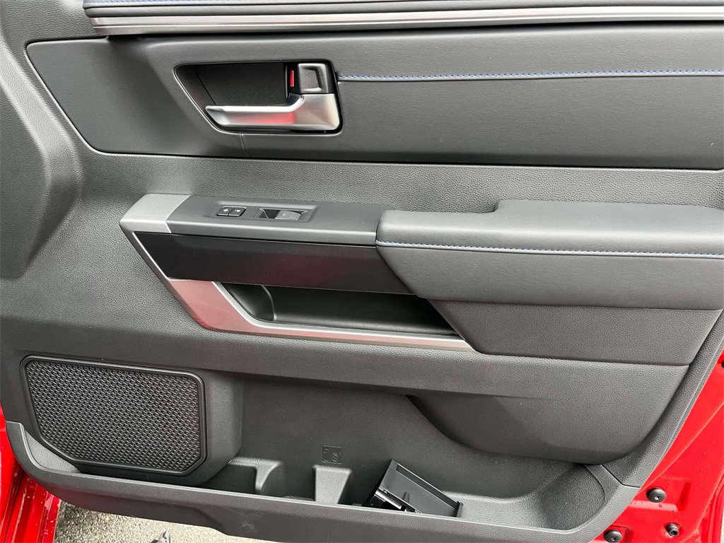 Used 2025 Toyota Tundra Platinum image 19