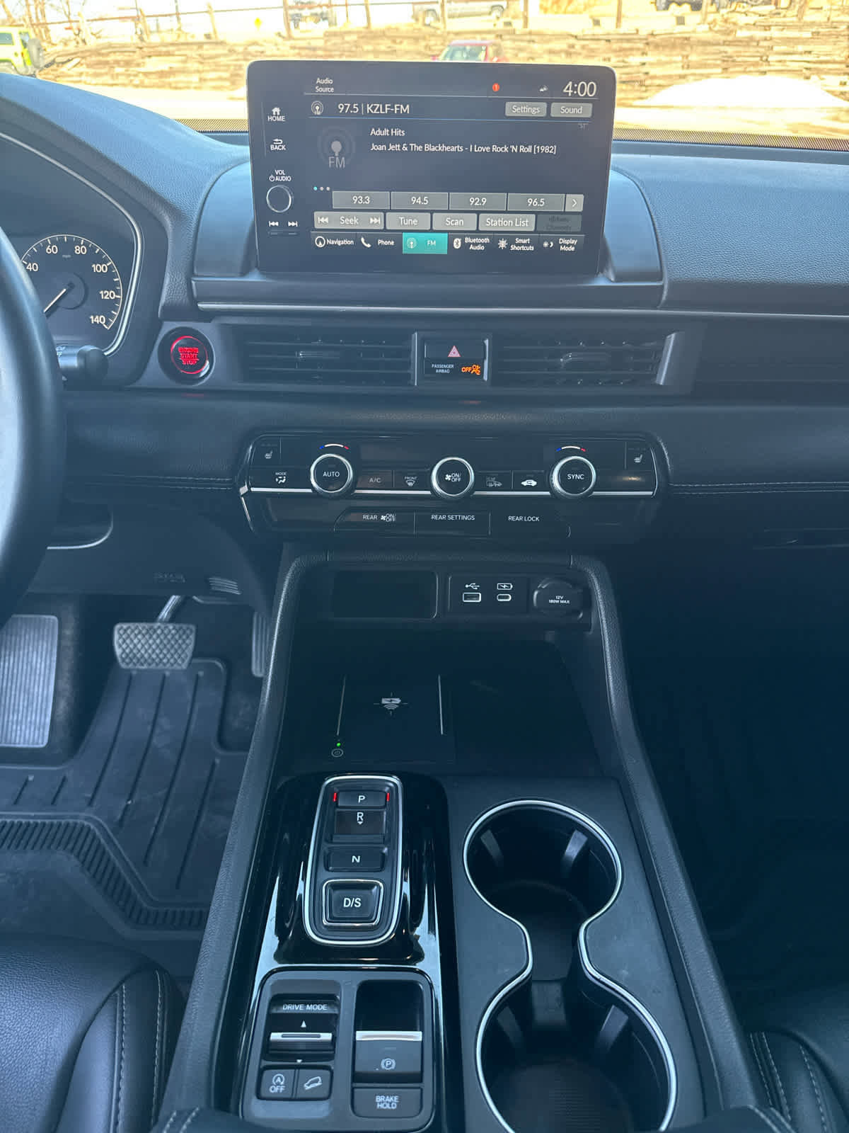 Used 2025 Honda Pilot Touring image 21