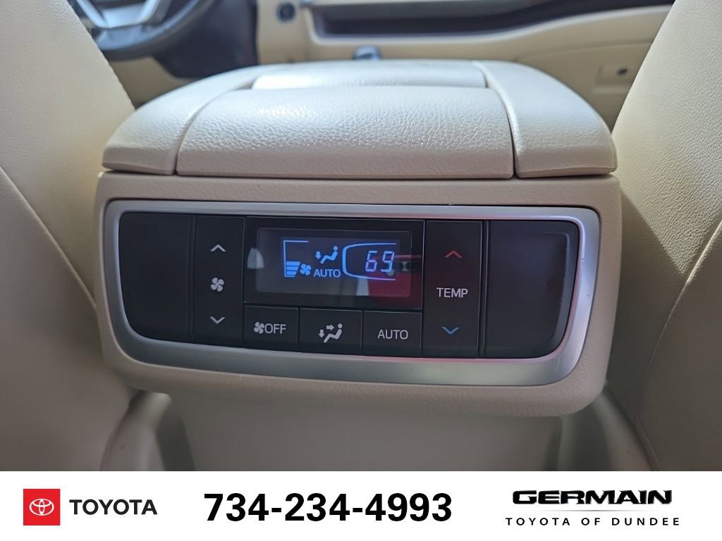 Used 2018 Toyota Highlander Limited image 19