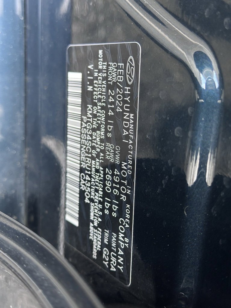 Used 2024 Genesis G70 2.5T image 21