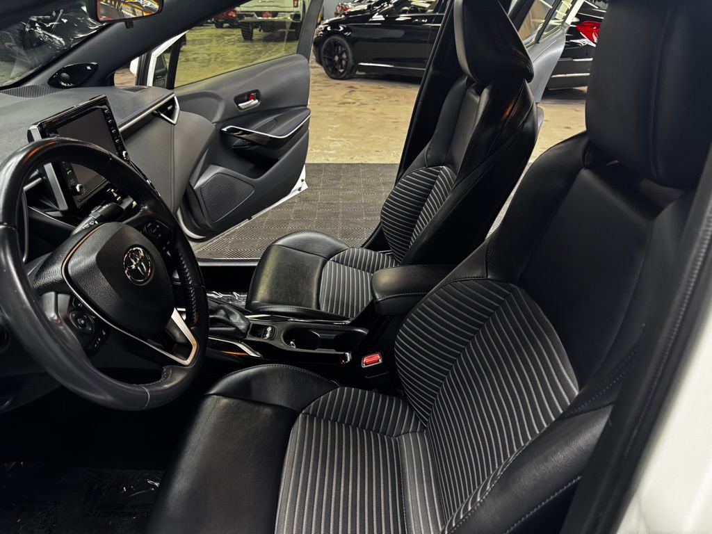 Used 2021 Toyota Corolla XSE w/ Carpet Mat Package (TMS) image 33