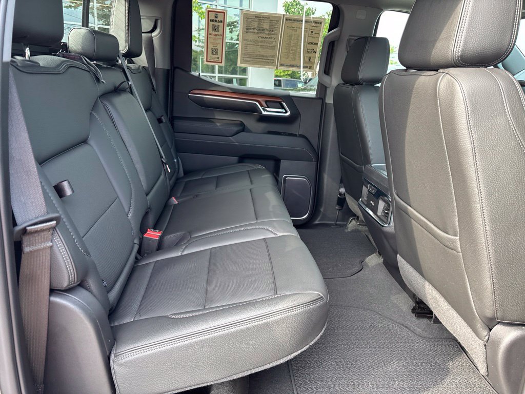 Used 2023 GMC Sierra 1500 Denali w/ Denali Reserve Package AWD/4WD image 42