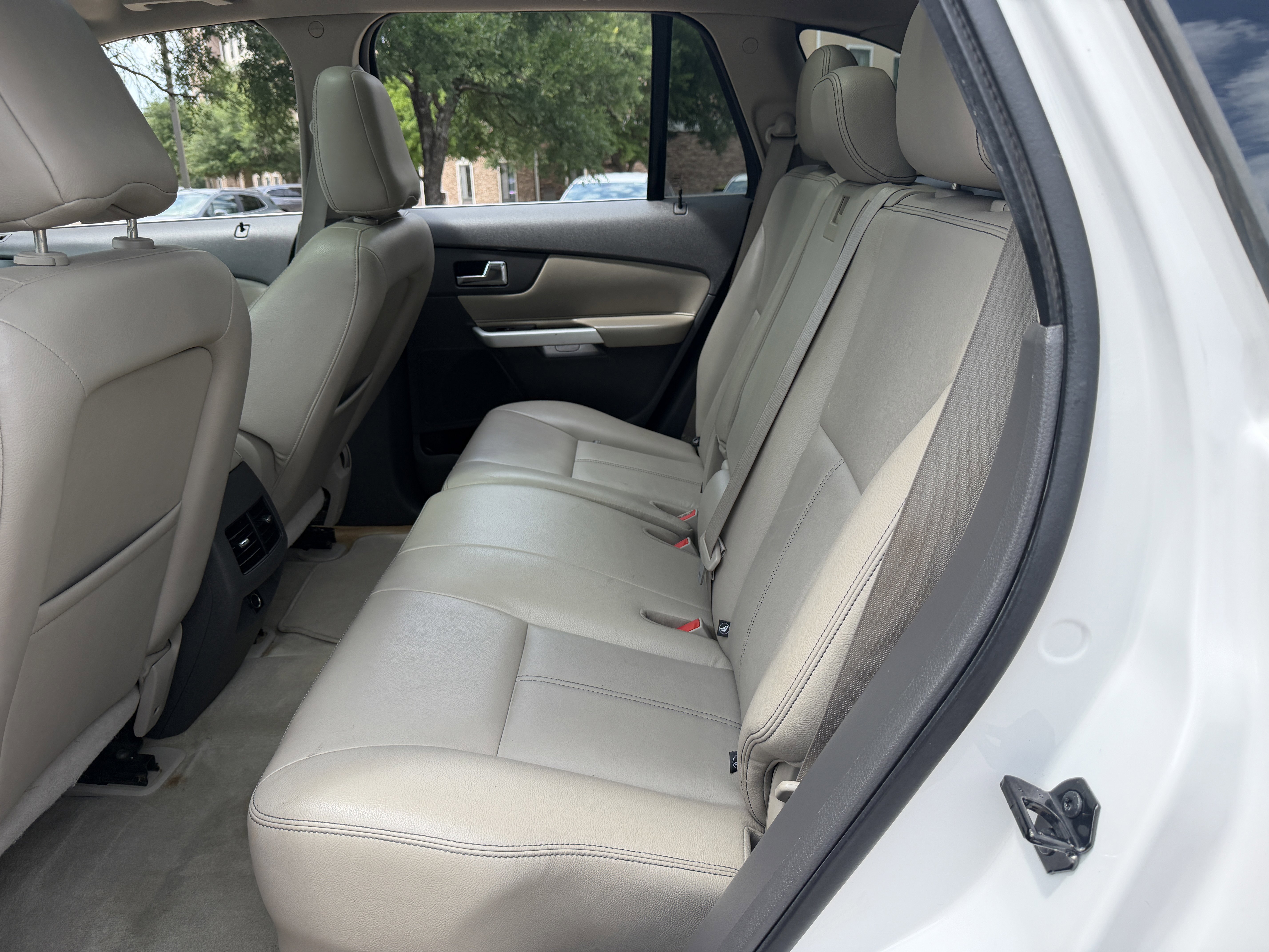 Used 2011 Ford Edge Limited w/ 302A Rapid Spec Order Code AWD/4WD image 18