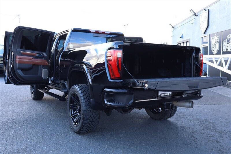 Used 2025 GMC Sierra 3500 Denali Ultimate AWD/4WD image 33