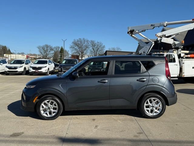 Used 2021 Kia Soul S FWD image 4