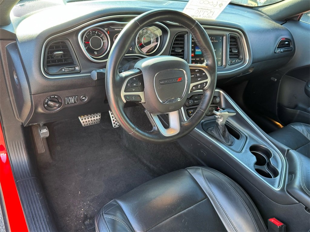 Used 2015 Dodge Challenger SXT Plus w/ Technology Group image 13