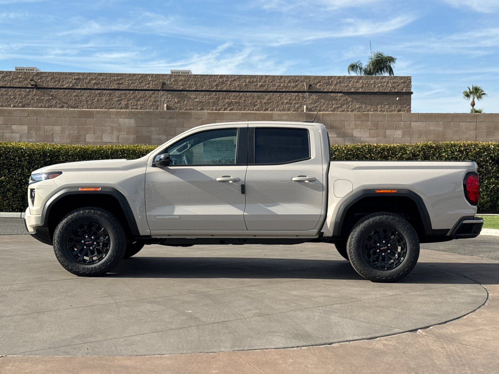 New 2026 GMC Canyon Elevation w/ Technology Package RWD image 7