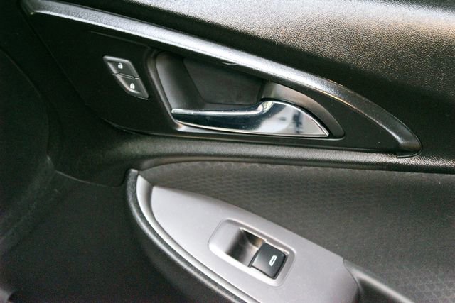 Used 2019 Chevrolet Malibu LS FWD image 9