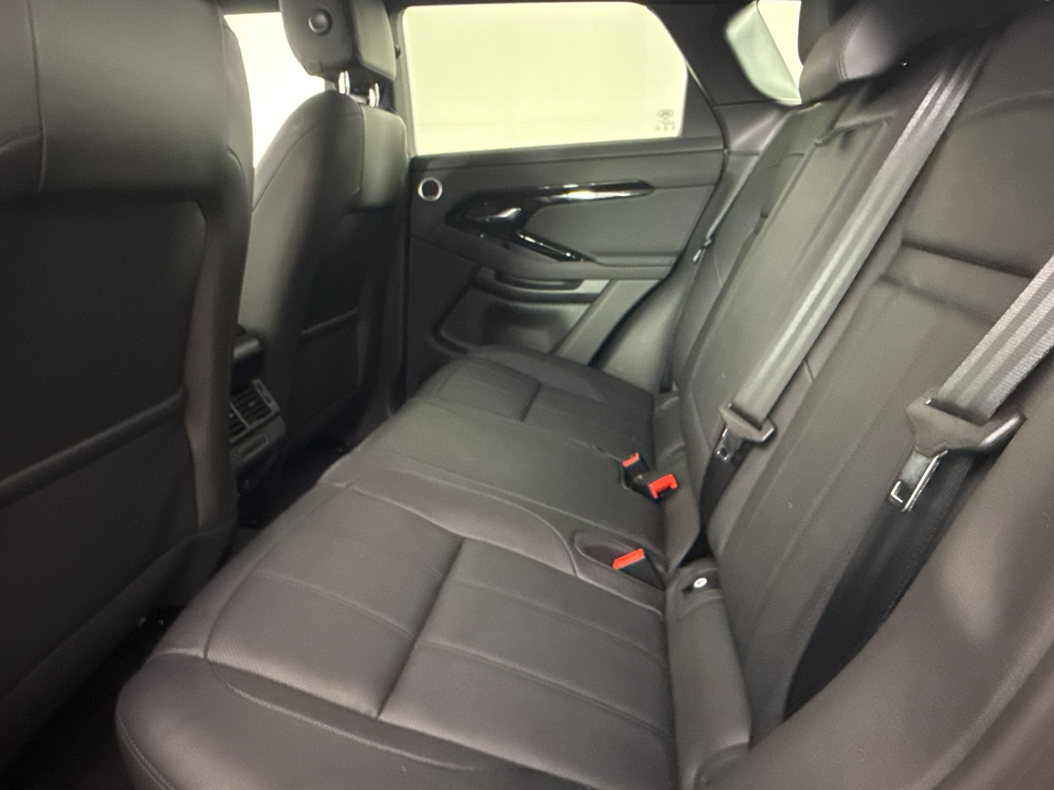 Used 2024 Land Rover Range Rover Evoque S AWD/4WD image 22