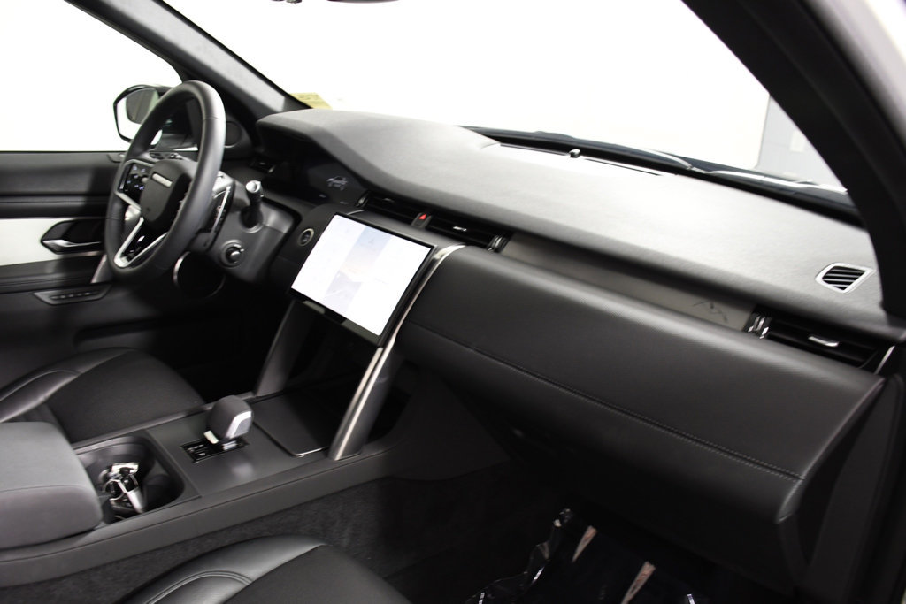 Certified 2026 Land Rover Discovery Sport Landmark AWD/4WD image 19