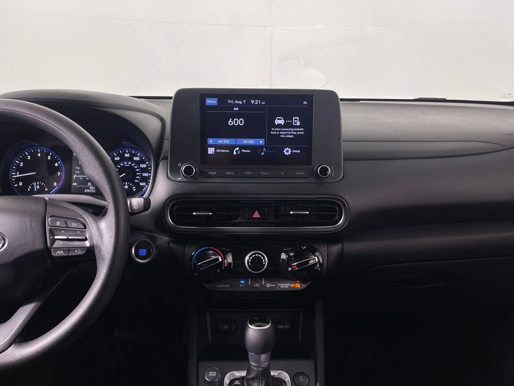 Certified 2022 Hyundai Kona SEL w/ Cargo Package AWD/4WD image 16