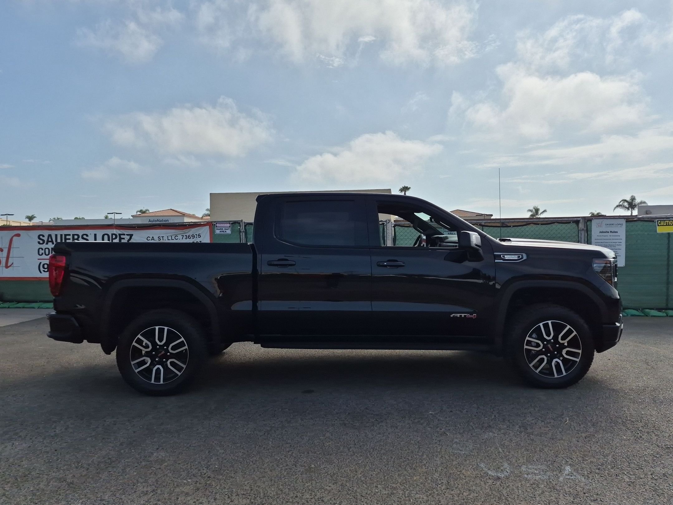 New 2026 GMC Sierra 1500 AT4 w/ AT4 Premium Package AWD/4WD image 6