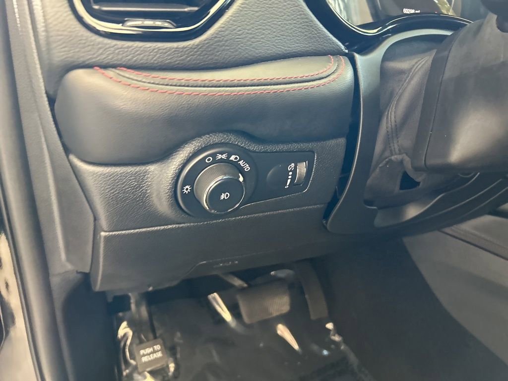 Used 2022 Dodge Durango R/T image 45