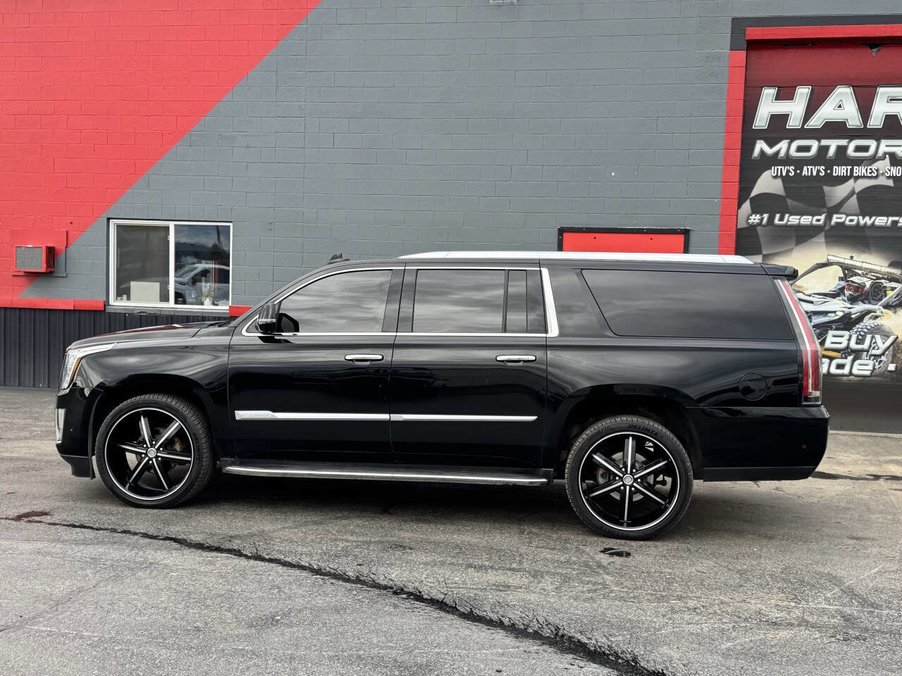 Used 2020 Cadillac Escalade ESV Luxury image 8