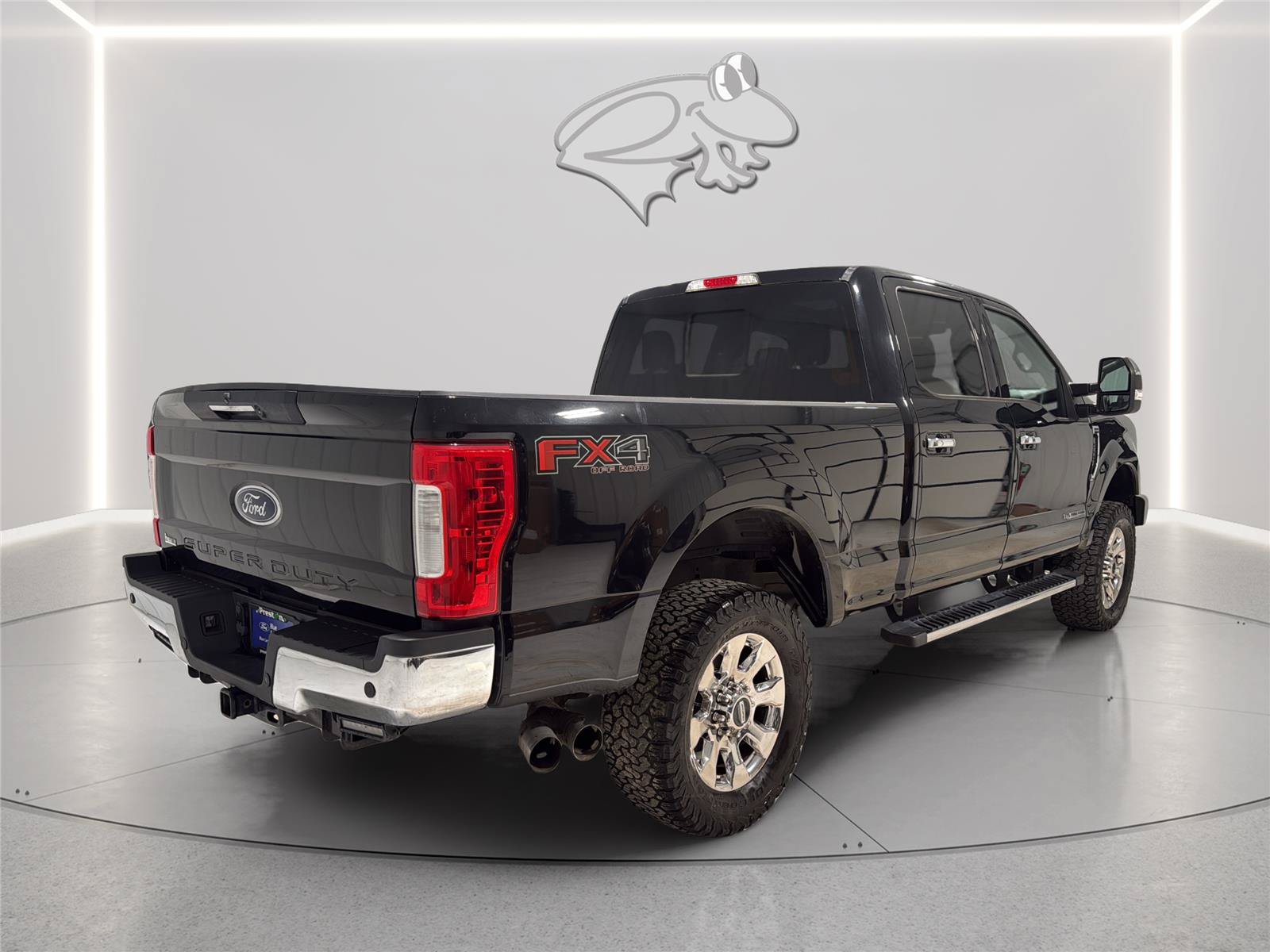 Certified 2017 Ford F250 Lariat w/ Lariat Ultimate Package AWD/4WD image 5