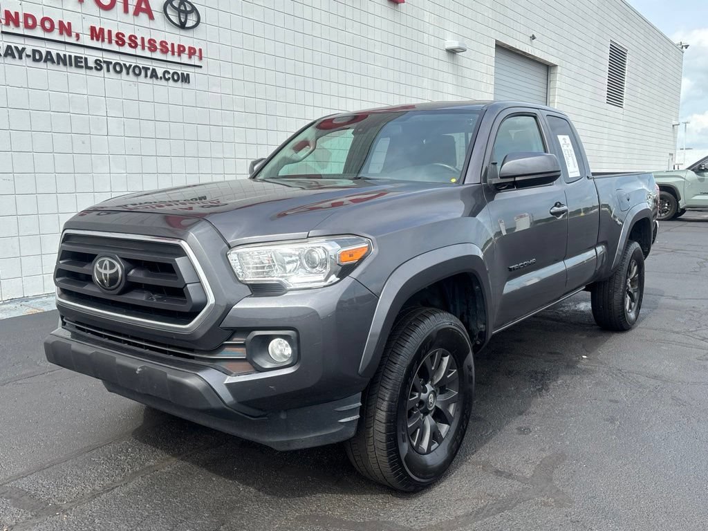 Used 2021 Toyota Tacoma SR5 w/ SR5 Appearance Package (SM) AWD/4WD video 1