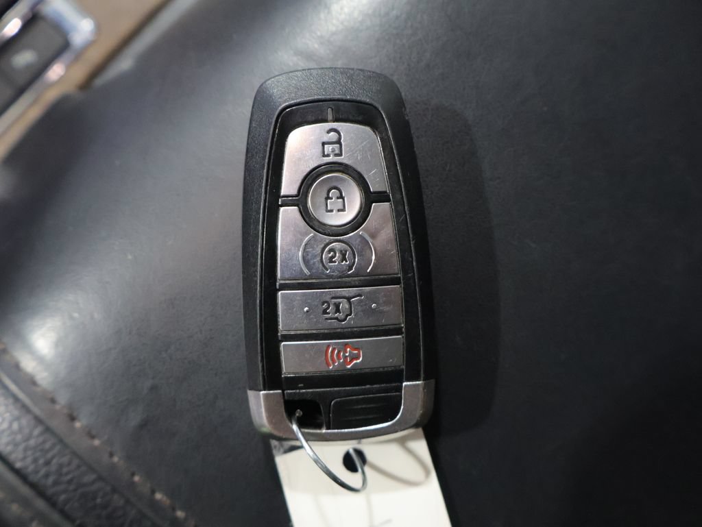 Used 2019 Ford Expedition Platinum AWD/4WD image 28